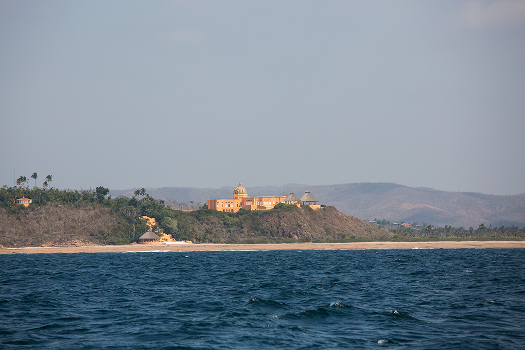 Puerto Vallarta to Barra de Navidad S/V Providencia